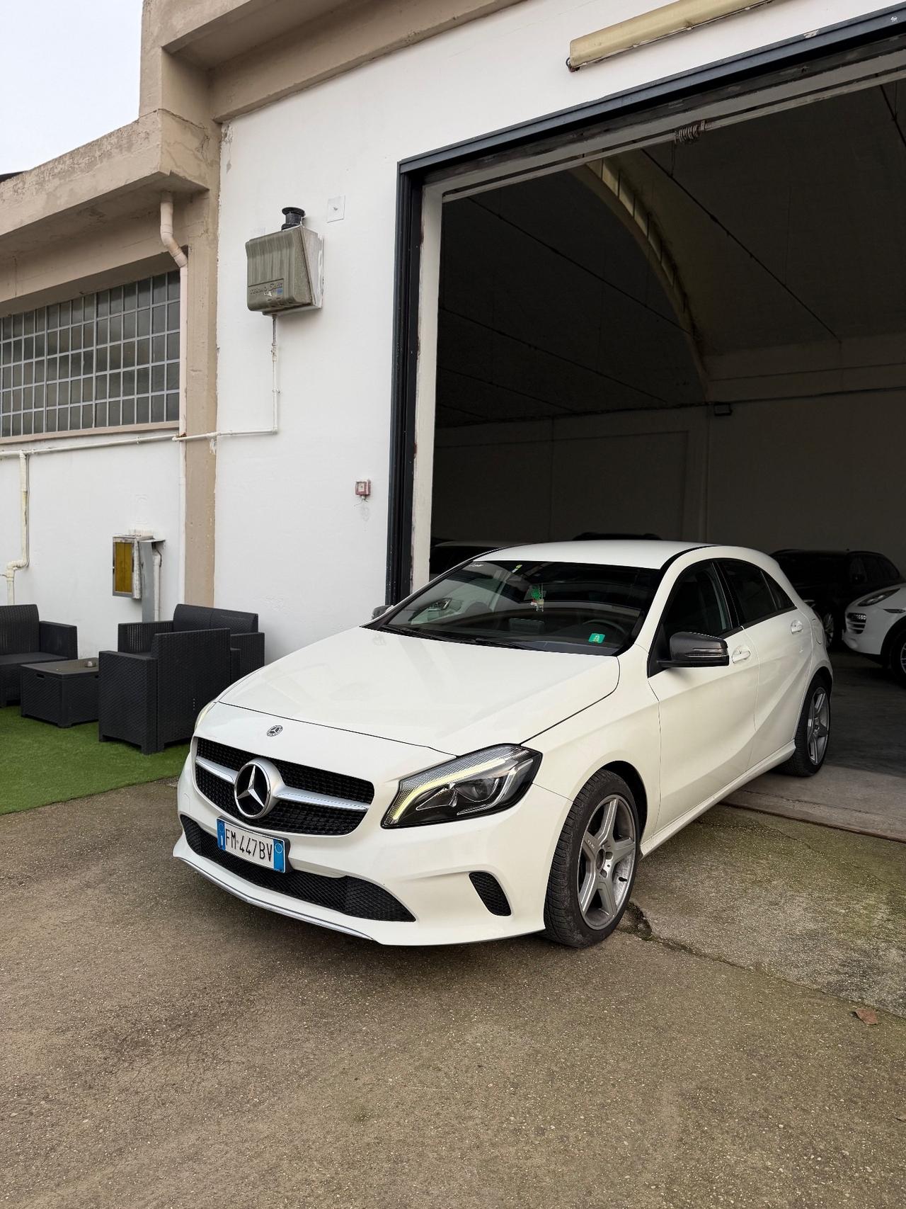 Mercedes-benz A 200 d Automatic Premium