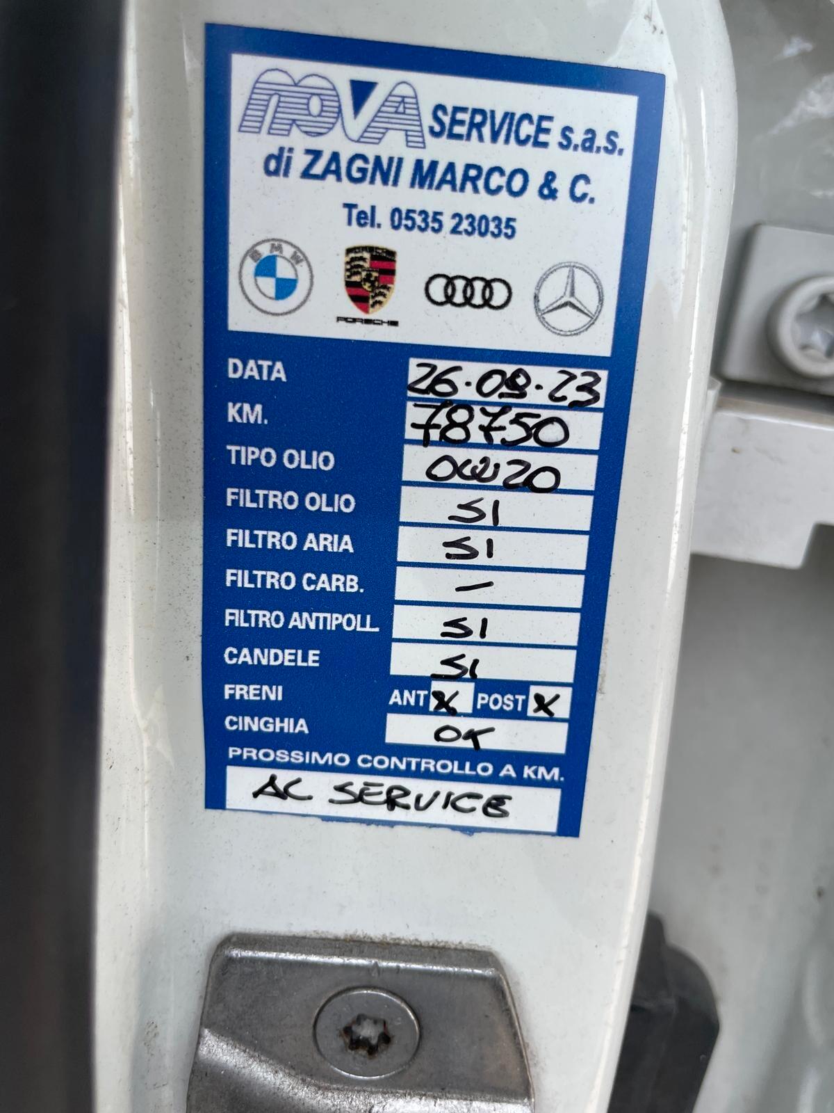 Bmw 116 116i 5p. Sport ***INCIDENTATA*** 2016
