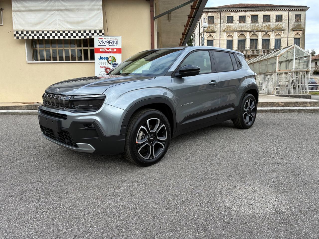 Jeep Avenger 1.2 Turbo 110 CV MHEV Summit