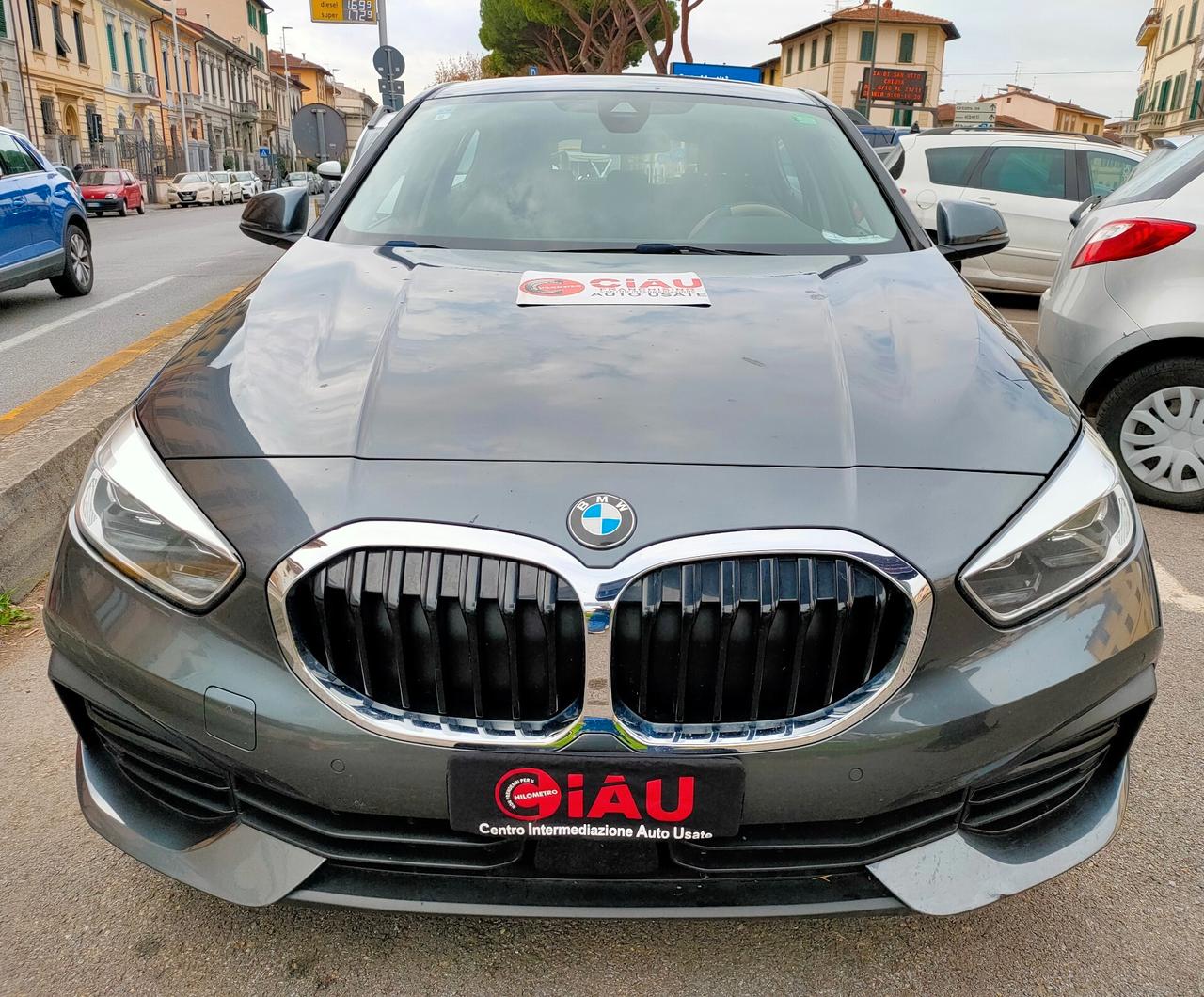 Bmw 118i 5p. Business Advantage auto