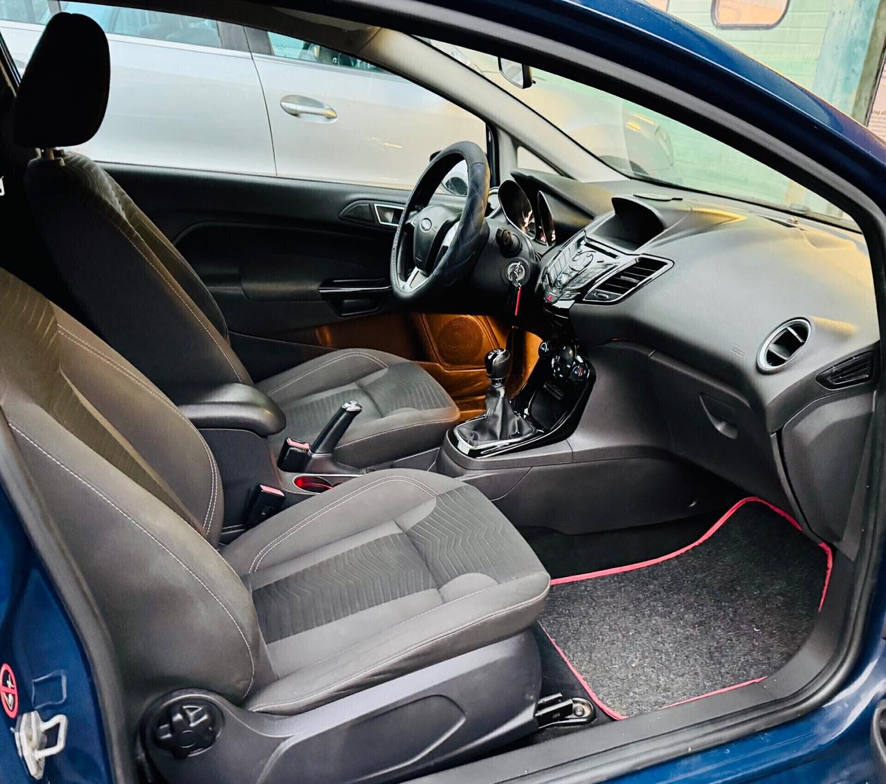 Ford Fiesta 1.5 TDCi 75CV 3 porte Ok Neopatentati