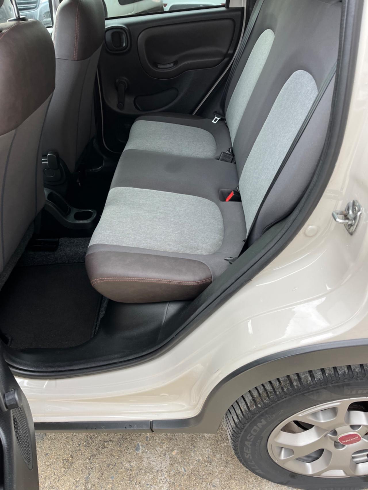 Fiat Panda Cross 1.3 MJT 80 CvS&S 4x4