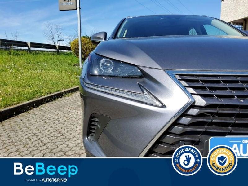 Lexus NX 300H 2.5 PREMIUM 4WD CVT