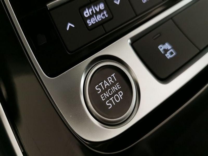 Audi Q8 45 3.0 tdi mhev Sport quattro tiptronic