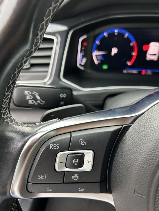 VOLKSWAGEN T-Roc 1.5 TSI ACT DSG R Line Sedili sport