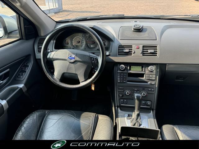 VOLVO XC90 2.4 D5 185 CV Geartronic AWD Momentum 7 posti