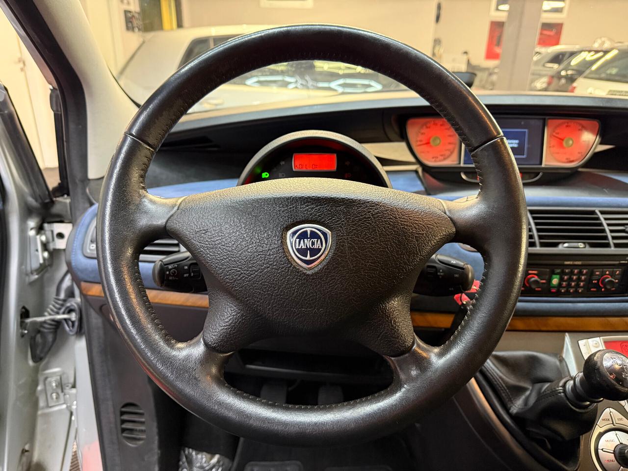 Lancia Phedra 2.0 MJT - FABIANOAUTO