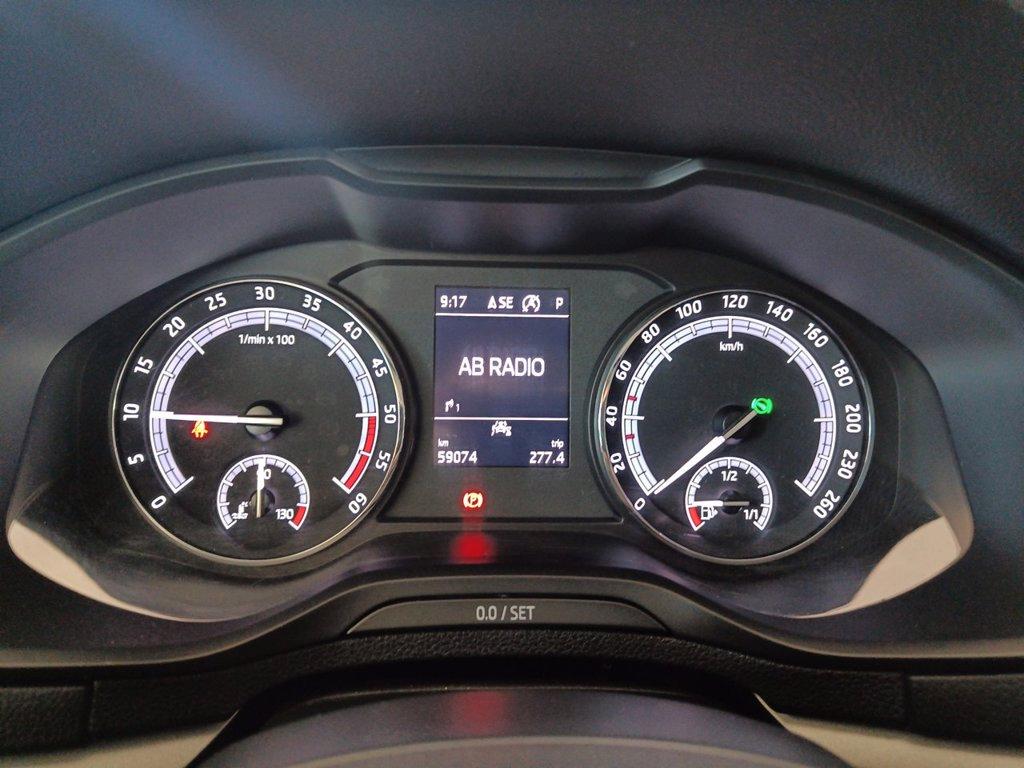 SKODA Karoq 2.0 tdi evo executive 115cv dsg del 2021