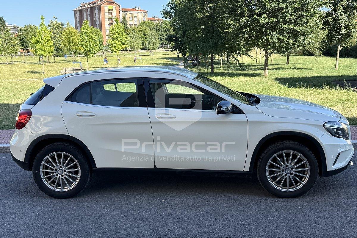 MERCEDES GLA 200 Sport