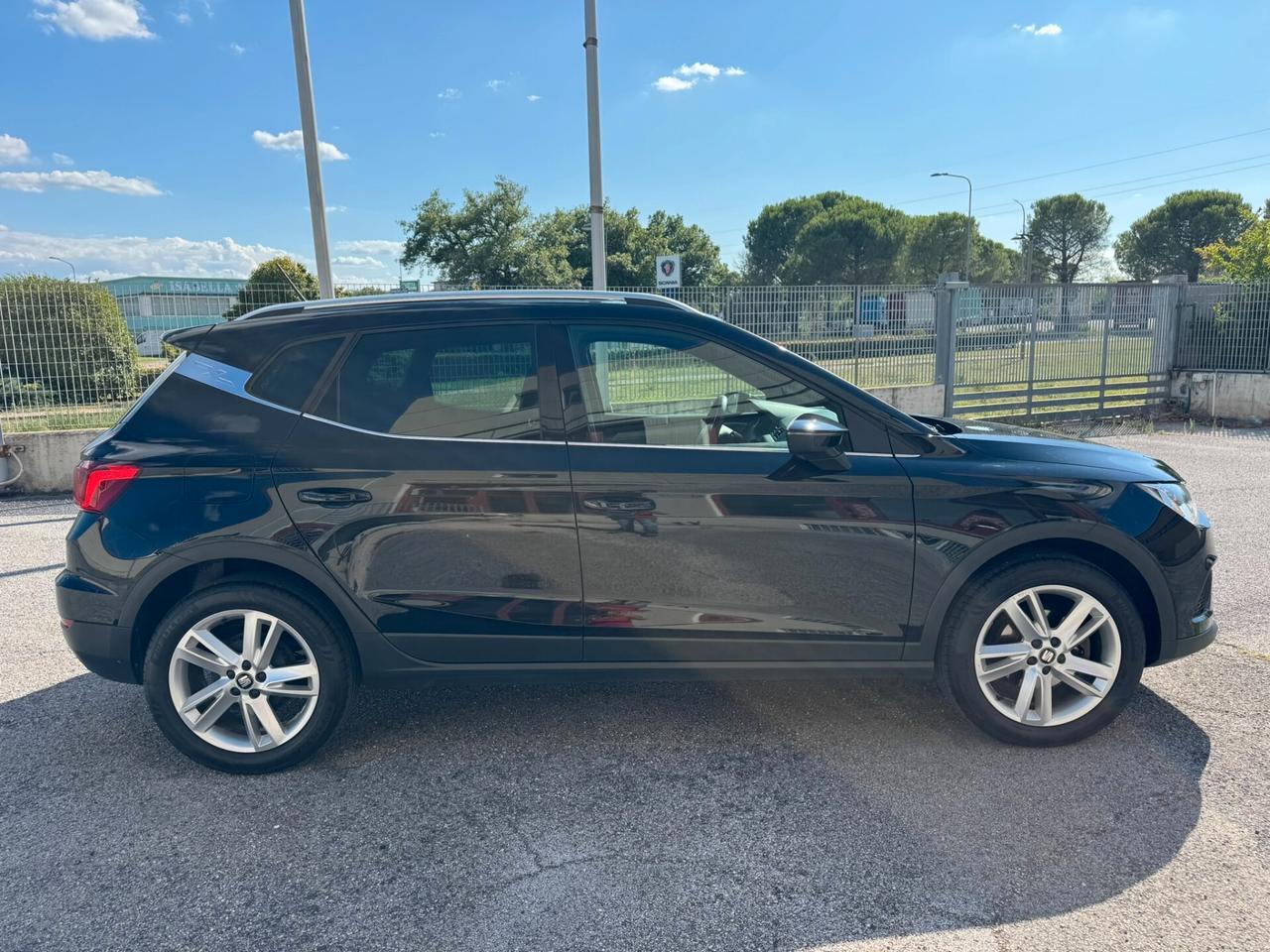 Seat Arona 1.0 TGI FR Cerchi 17"