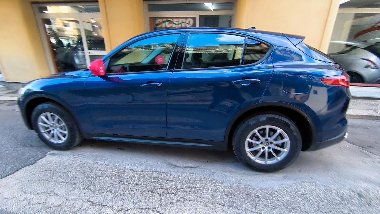 Alfa Romeo Stelvio 2.2 Turbodiesel 180 CV AT8 Q4 Business