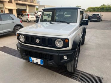 Suzuki Jimny 1.5 5MT Top