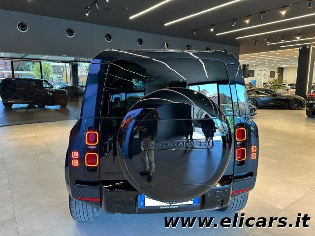 LAND ROVER Defender 110 3.0D I6 200 CV AWD Auto SE Autocarro