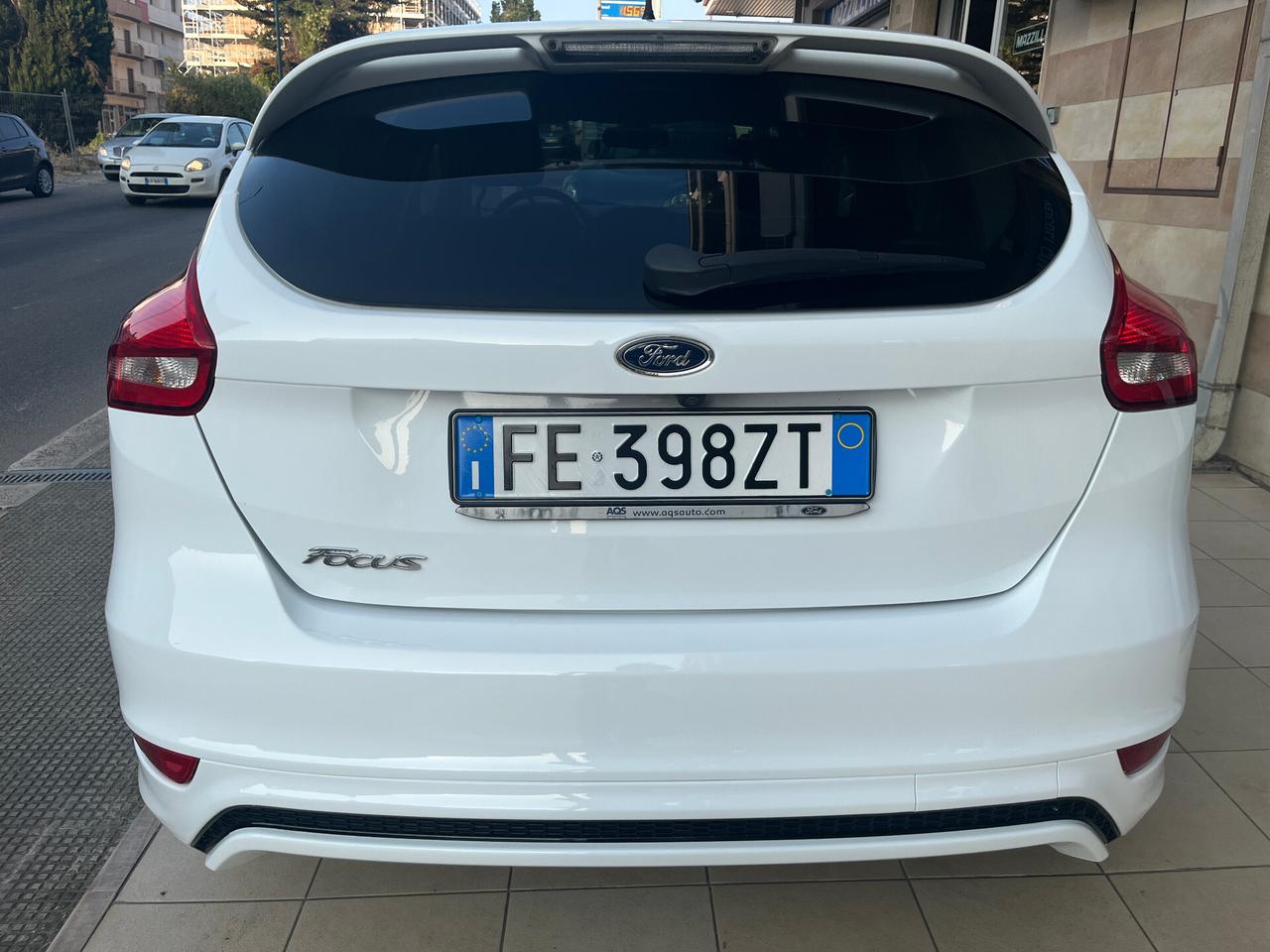 Ford Focus 1.5 TDCi 120 CV ST Line