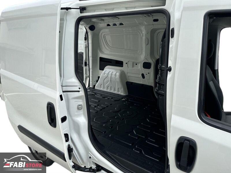 FIAT Doblò Cargo 1.6 Mjet 105 Cv PL Maxi 3 POSTI - CarPlay, Bluetooth, Sensori ecc