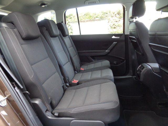 VOLKSWAGEN Touran 2.0TDI DSG PREZZO VALIDO FINO 30.04,GARANZIA,km VW