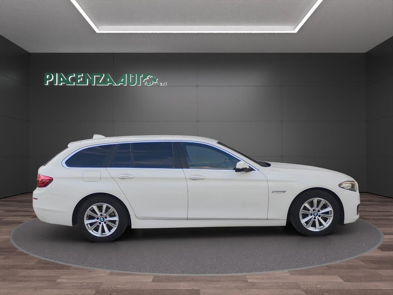 BMW 520 d Touring Luxury 190cv.TELECAMERA.PELLE.NAVI.LED