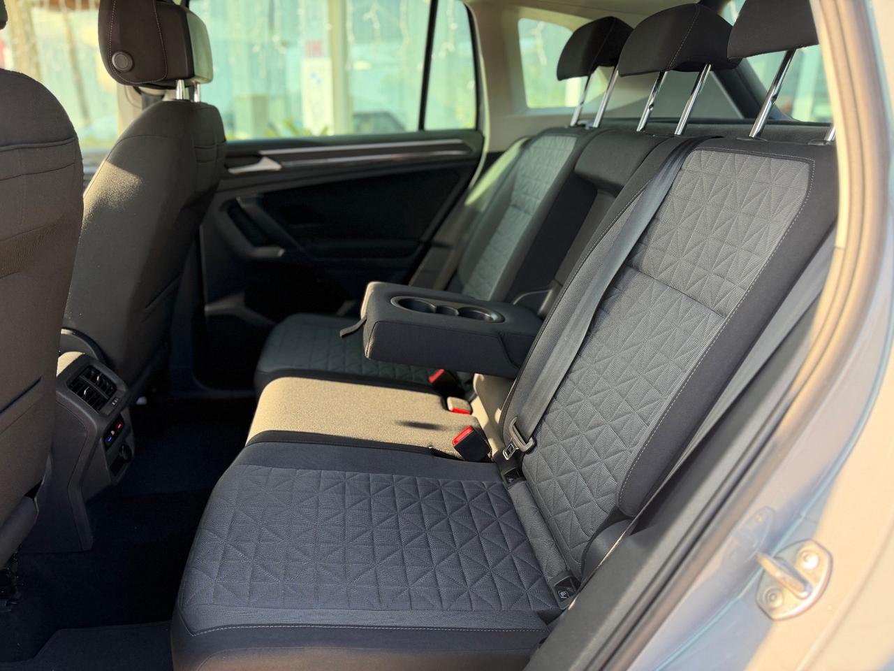 Volkswagen Tiguan 2.0 TDI 150 CV SCR DSG R-Line