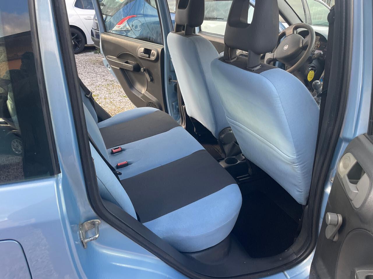 Fiat Panda 4x4 1.3 mjt DIESEL --75 cv unico prop-