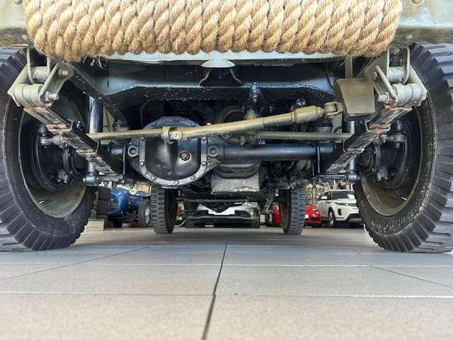 Jeep Willys 2.0 D CJ5 AUTOC. CON CARRELLO RESTAURO MANIACALE