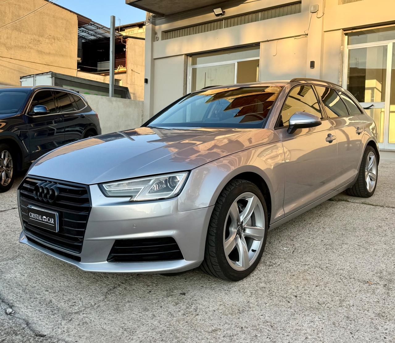 Audi A4 Avant 2.0 TDI 190CV ultra S tronic Design