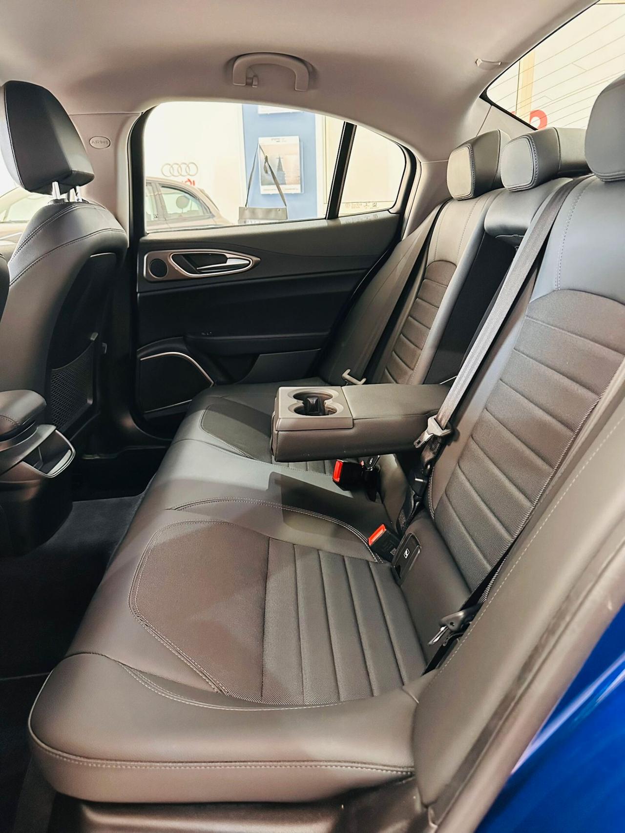 Alfa Romeo Giulia 2.2 Turbodiesel 190 CV AT8 Sprint