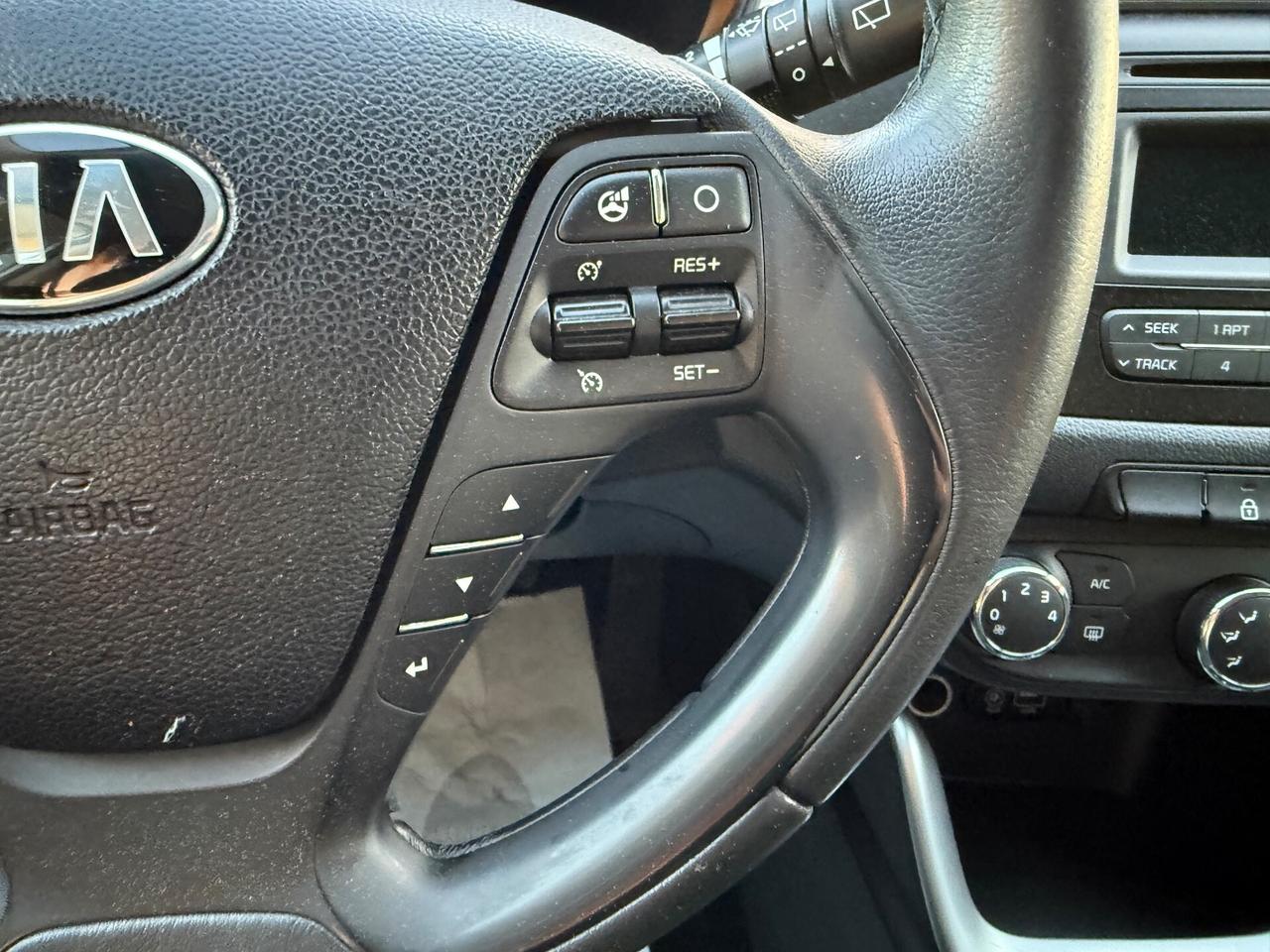 Kia Ceed cee'd 1.6 CRDi 110 CV - Neopatentati