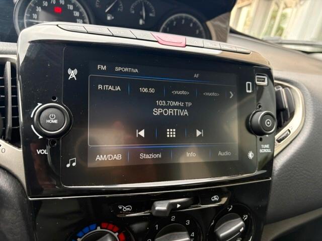 Lancia Ypsilon 1.0 FireFly 5 porte S&S Hybrid Gold Plus