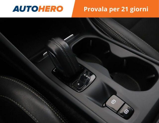 VOLVO XC40 D3 Geartronic Momentum Pro