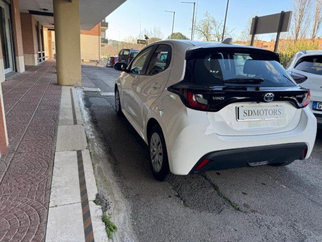 TOYOTA Yaris 1.5 Hybrid 5 porte Business *Promo SD 2025*
