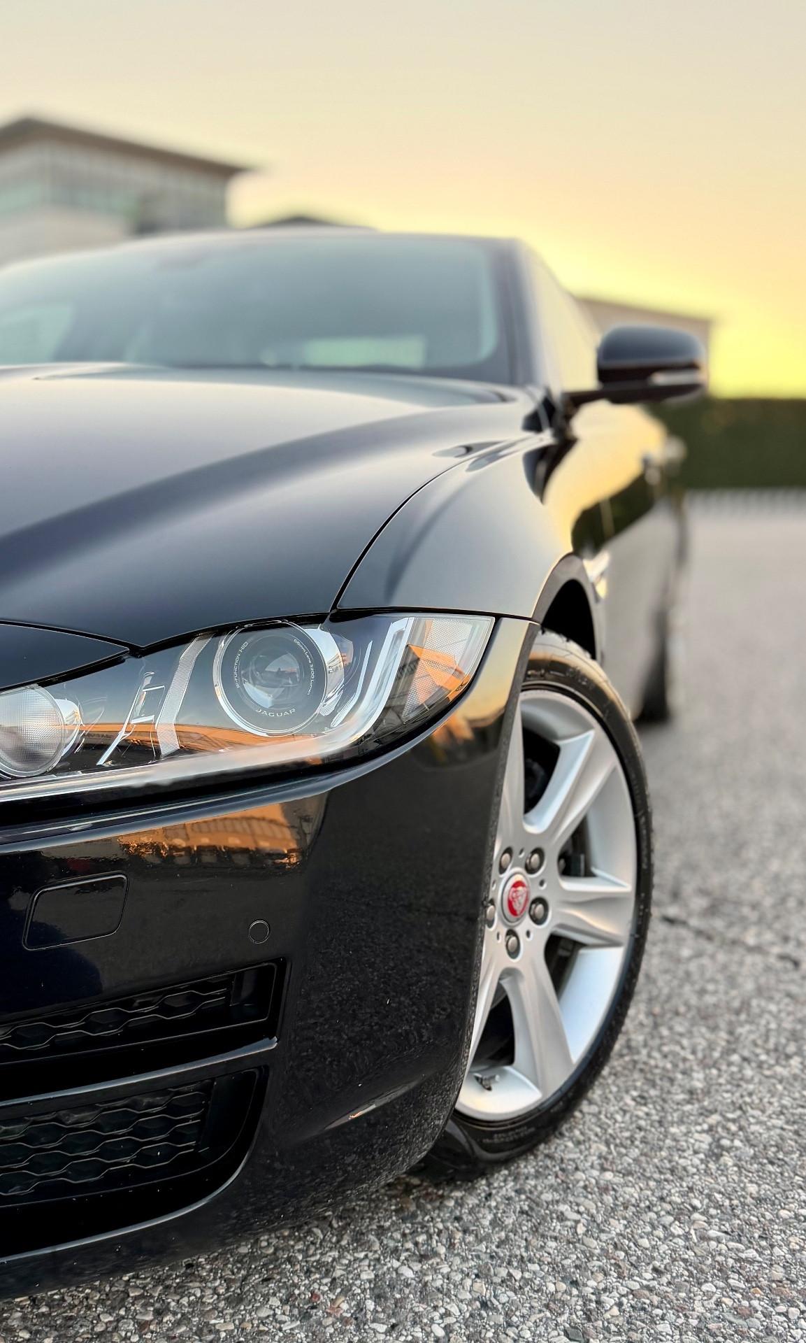 Jaguar XE 2.0 D Turbo aut. Prestige