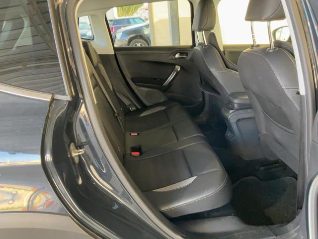 PEUGEOT 2008 BlueHDi 102 S&S Allure