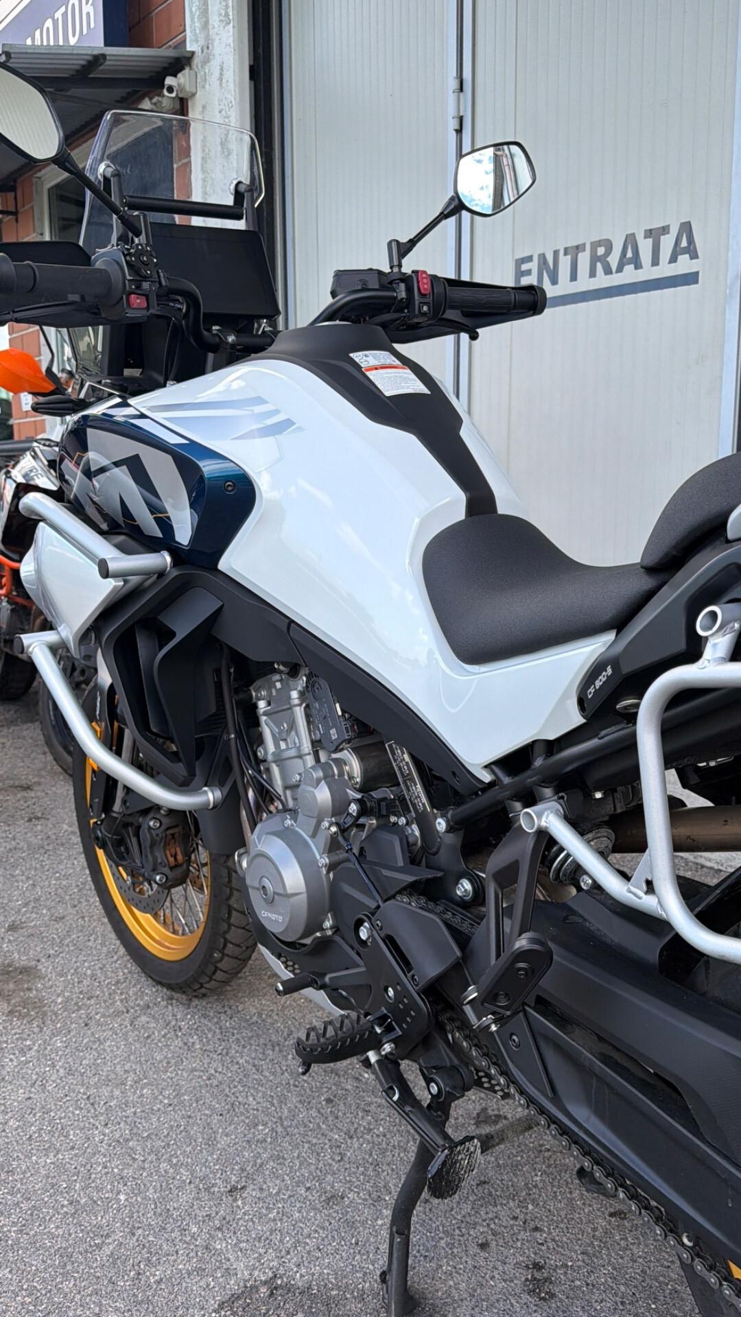 Cf Moto 800MT Explorer