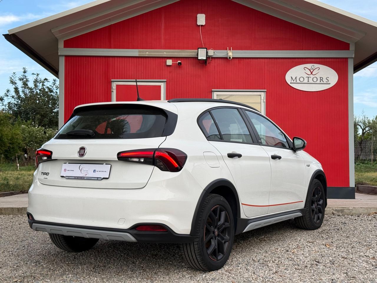 Fiat Tipo 1.6 Mjt S&S 5 porte Cross Garmin