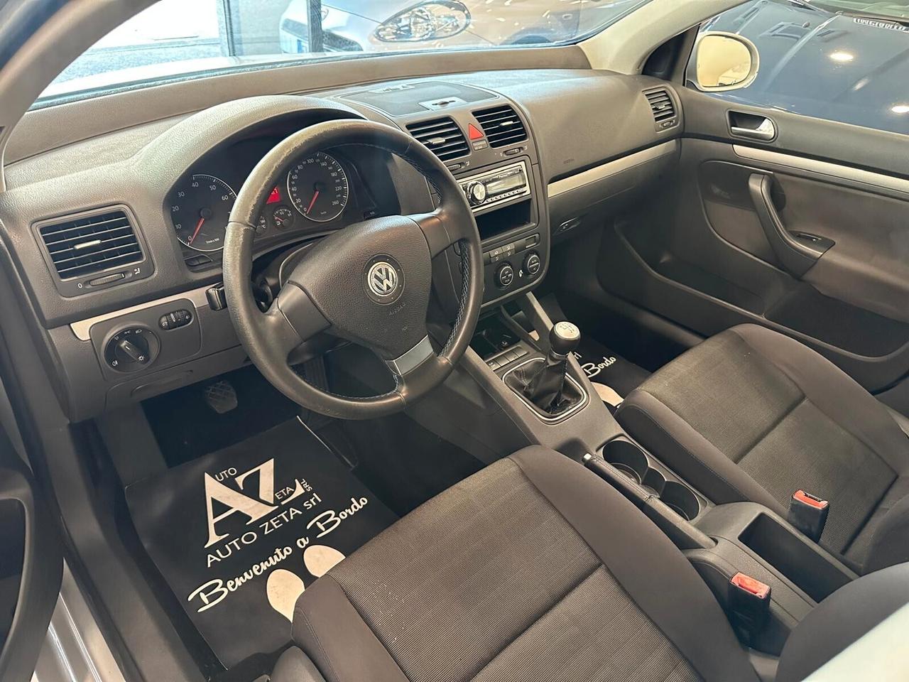 Volkswagen Golf 5 1.6 Comfortline