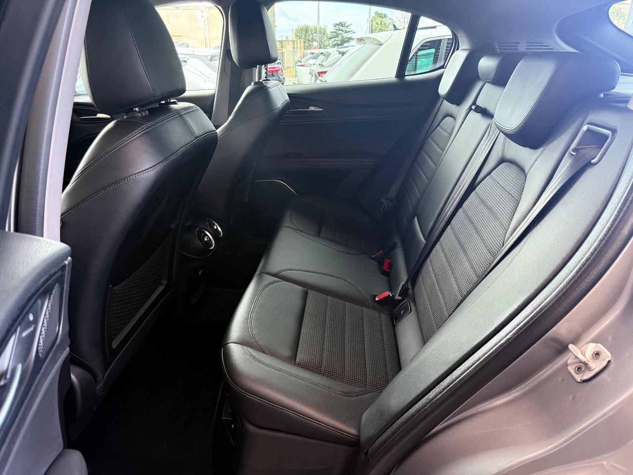 Alfa Romeo Stelvio 2.2 Turbodiesel 190 CV AT8 Q4 B-Tech