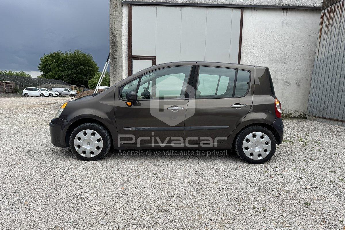 RENAULT Modus 1.2 16V Confort Privilège