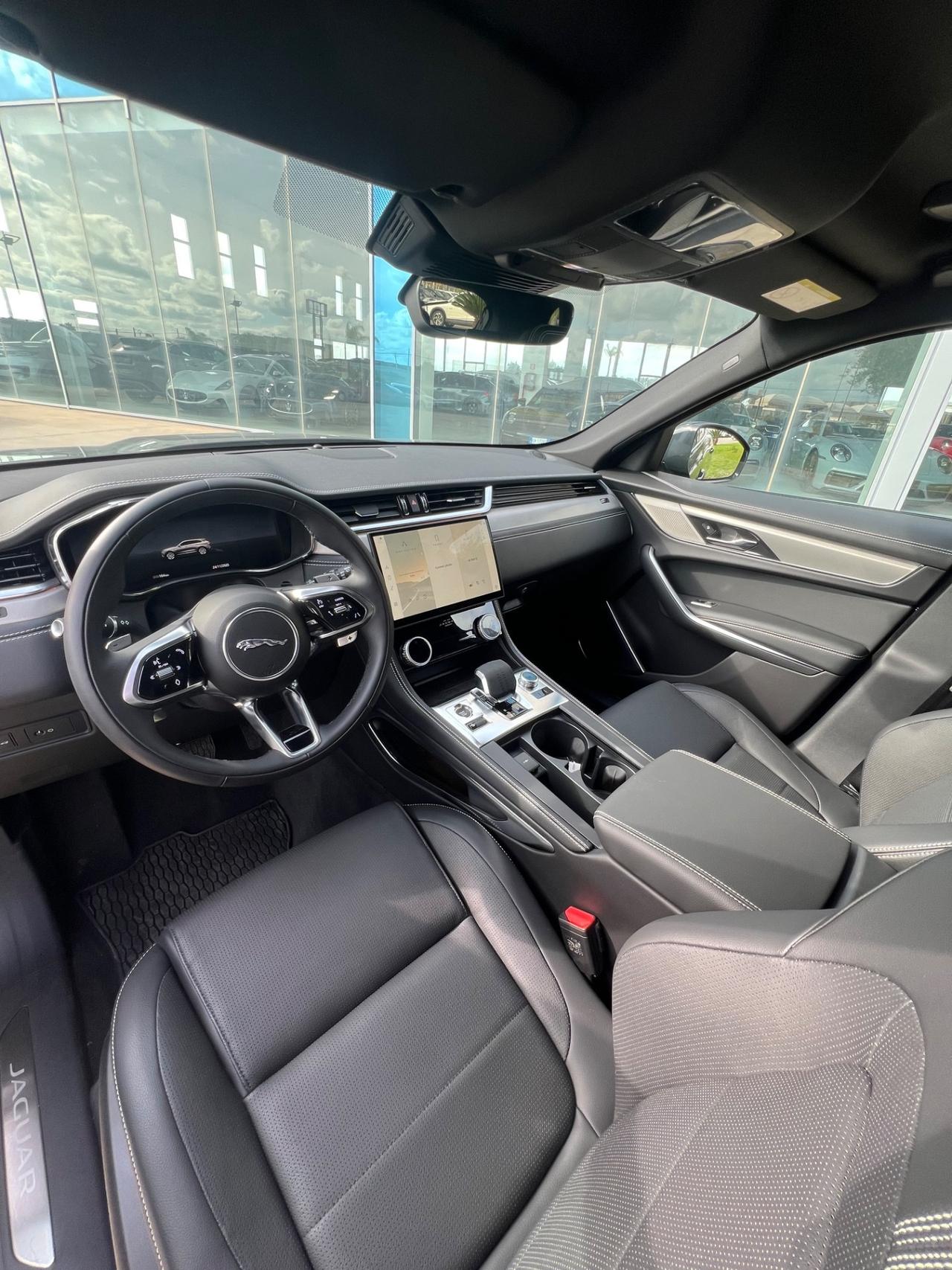 Jaguar F-Pace 2.0d R-Dynamic S offerta TStock prezzo imperdibile