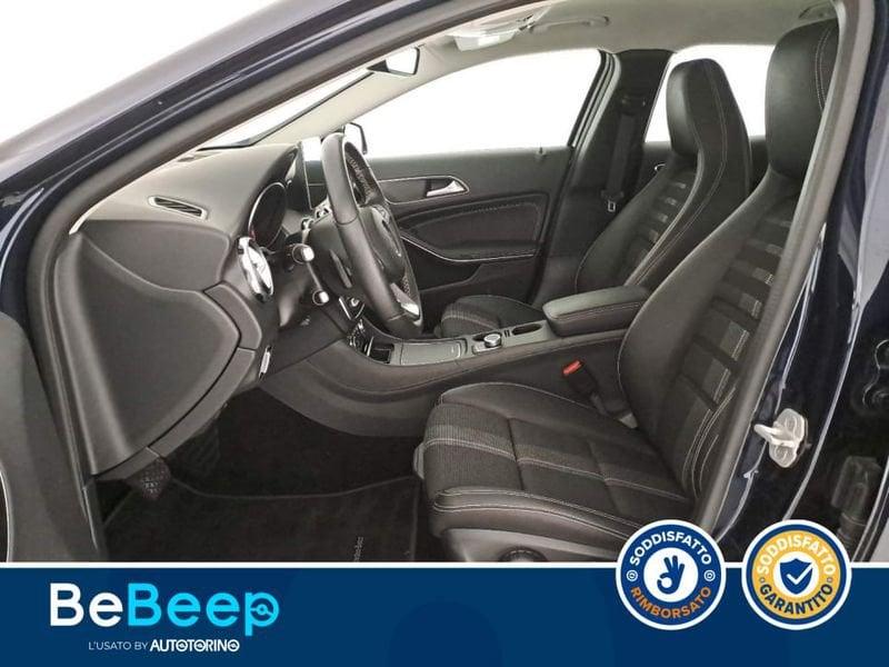 Mercedes-Benz GLA 200 D SPORT 4MATIC AUTO