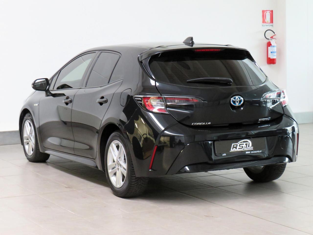 Toyota Corolla 1.8 Hybrid Business