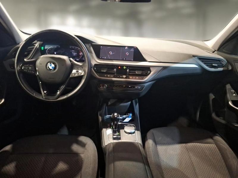 BMW 116 BUSINESS ADVANTAGE AUTOM. 5 PORTE BERLINA