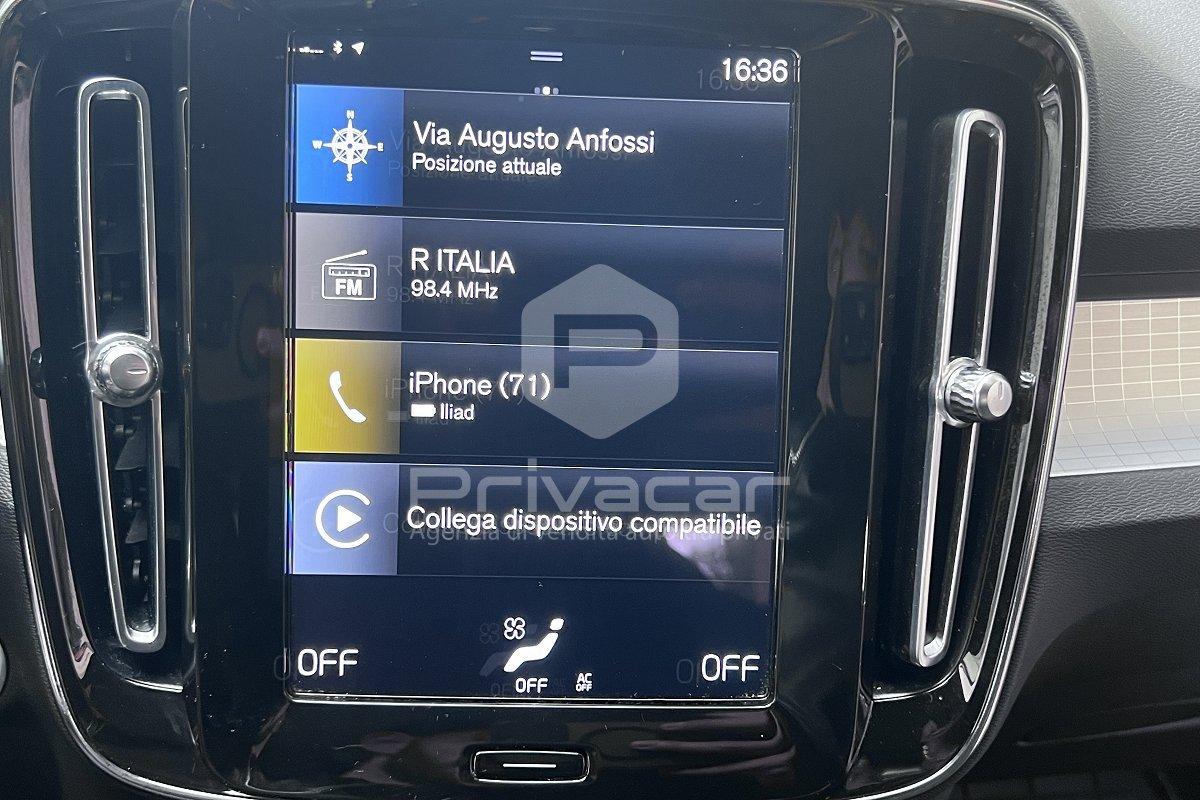 VOLVO XC40 T3 Geartronic Momentum Pro