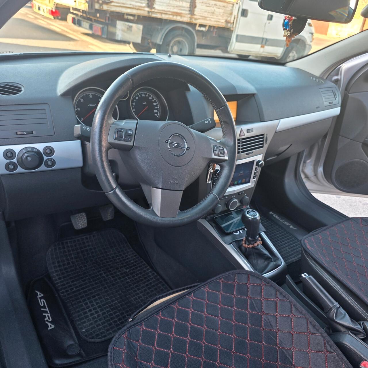 Opel Astra 1.7 CDTI 101CV 5 porte Cosmo