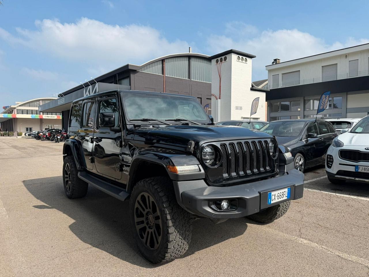 Jeep Wrangler Unlimited 2.2 Mjt II Sahara