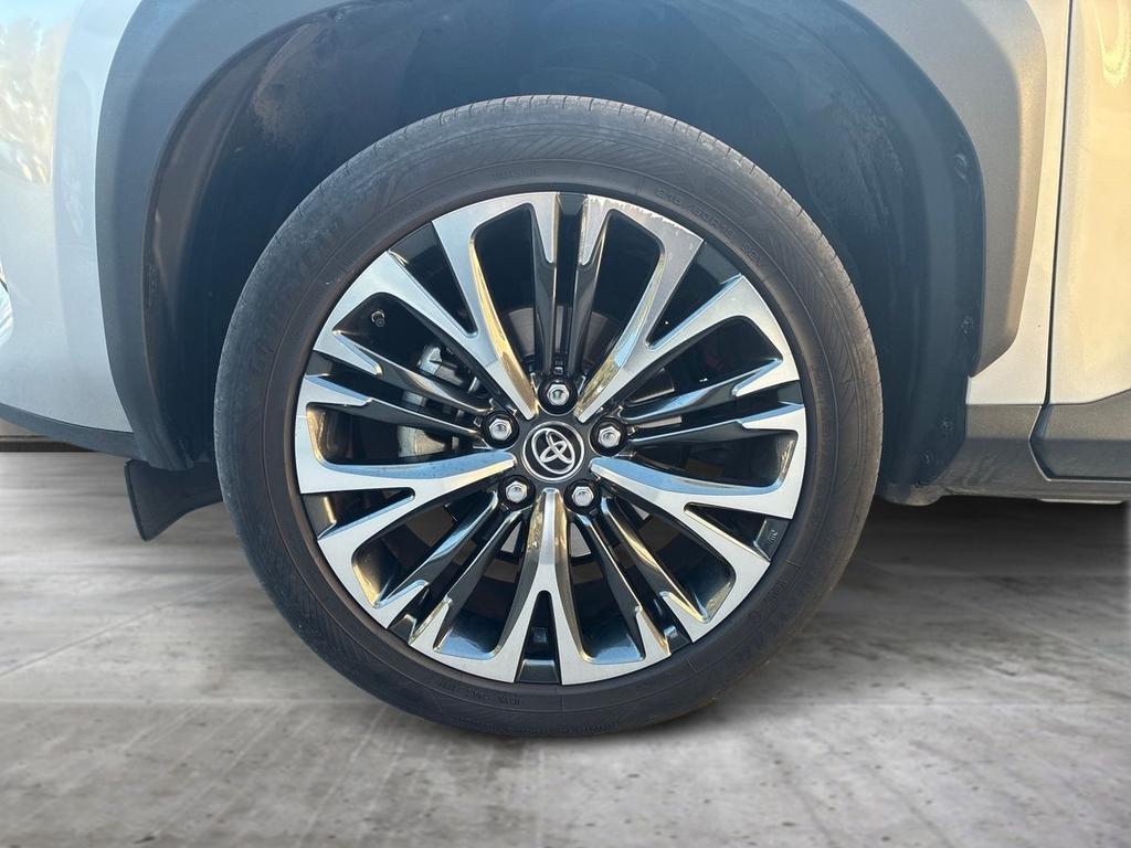Toyota Yaris Cross 1.5h Lounge fwd 116cv e-cvt