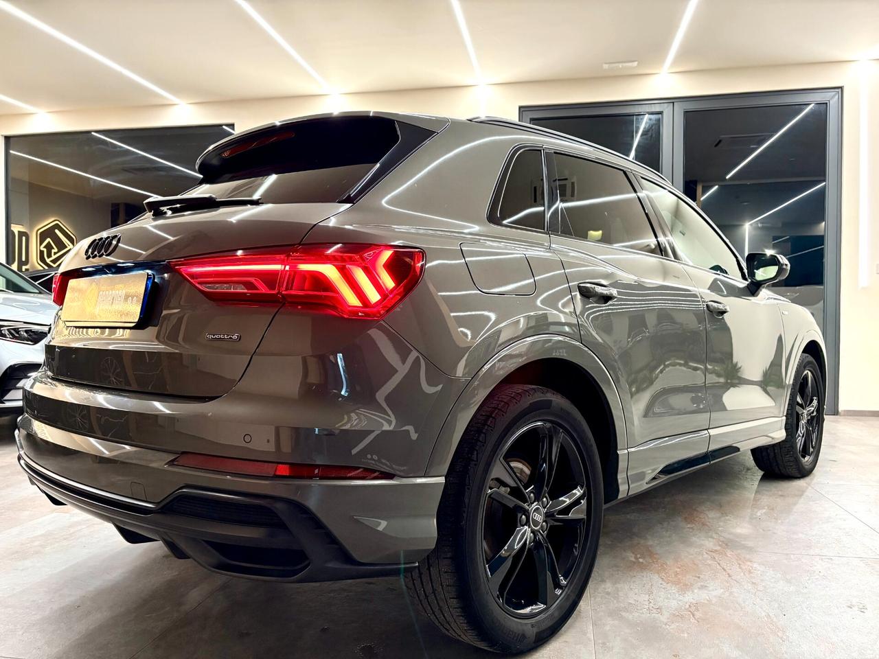 Audi Q3 35 TDI quattro Sline plus black ed.