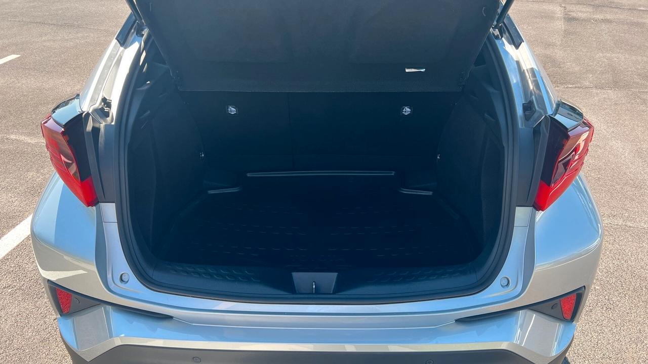 Toyota C-HR 1.8 Hybrid E-CVT Trend