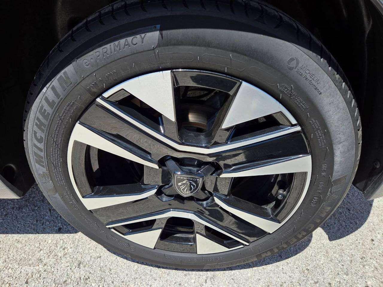 Peugeot 208 PureTech 100 Stop&Start 5 porte Allure