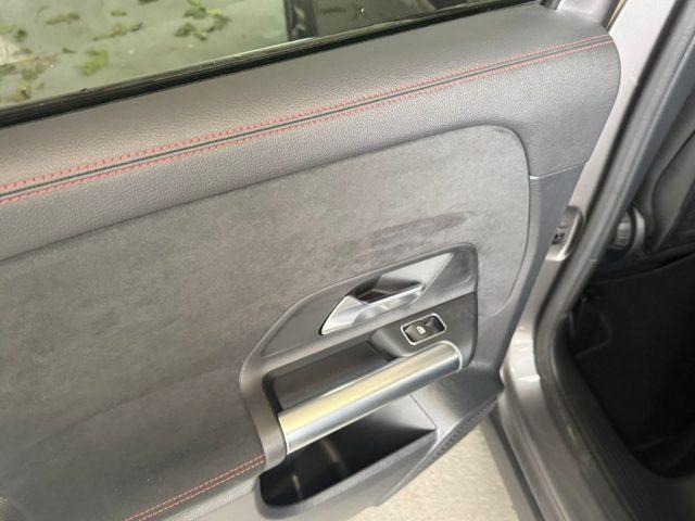 MERCEDES-BENZ GLA 220 d Automatic Premium