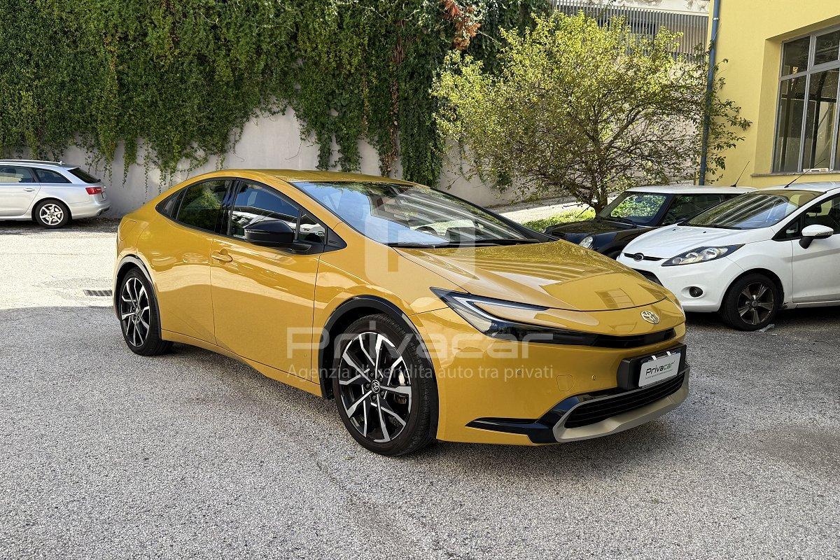 TOYOTA Prius 2.0 Plug-in Hybrid Lounge